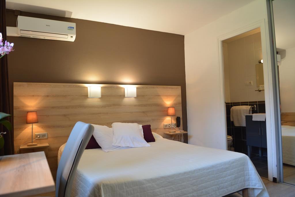 Hotel Le Grillon LʼÎle-Rousse Kültér fotó