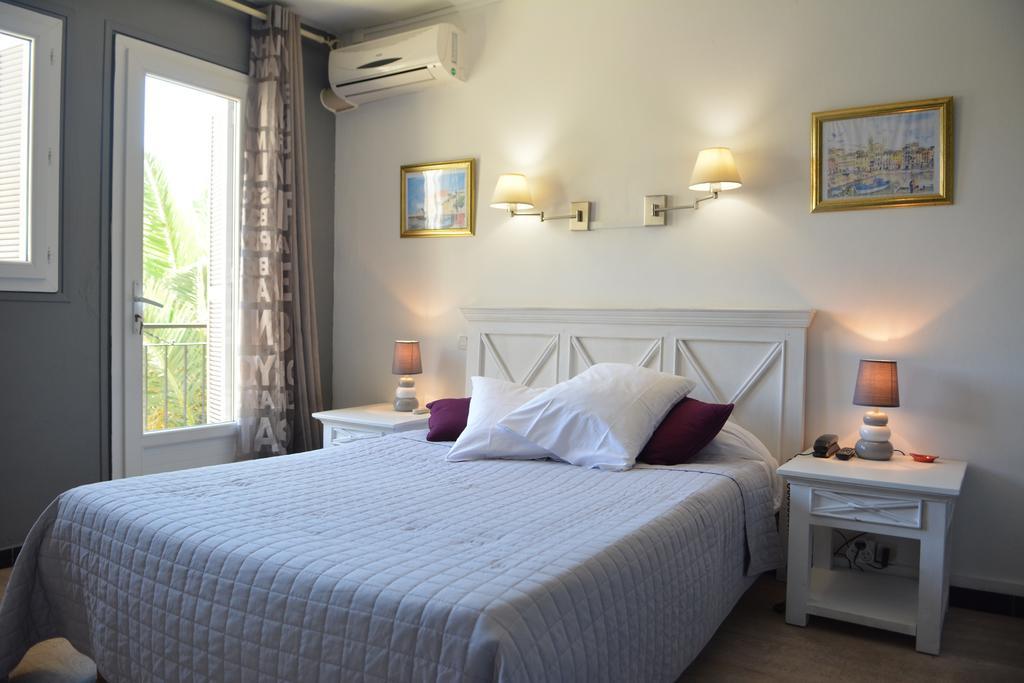 Hotel Le Grillon LʼÎle-Rousse Kültér fotó