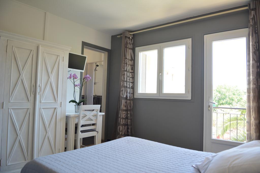 Hotel Le Grillon LʼÎle-Rousse Kültér fotó